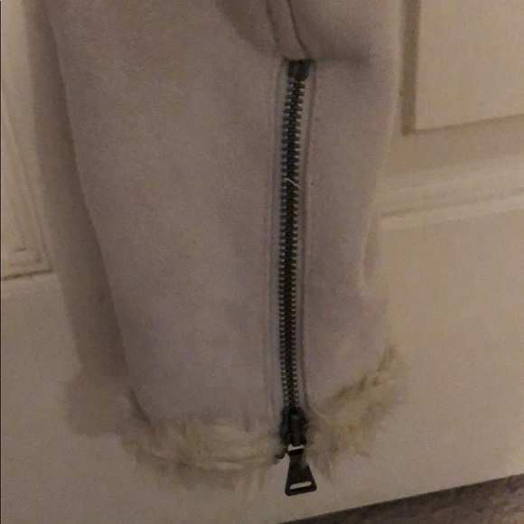 Women’s Sherpa and faux suede jacket size small - Picture 5 of 6